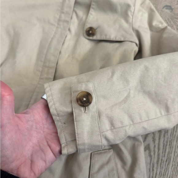 Girls Brooks Brothers Hooded (removable trench coat)
Size L - Picture 10 of 12